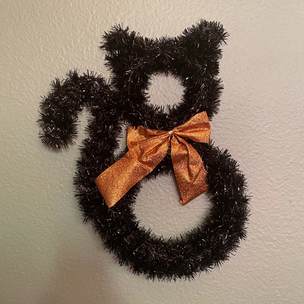 Black cat wall decor